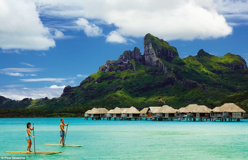 During the getaway, the pair - and their friends, such as Chelsea Handler and Courteney Cox - could partake in activities like paddleboarding