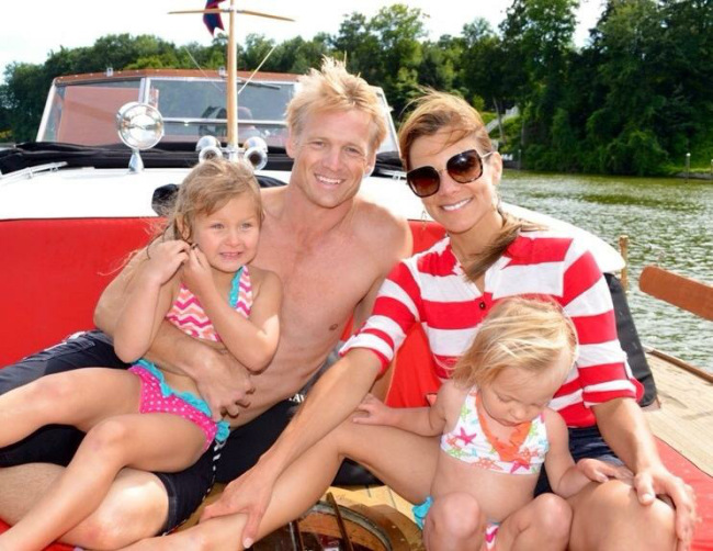 eightWest Rachael Ruiz and family