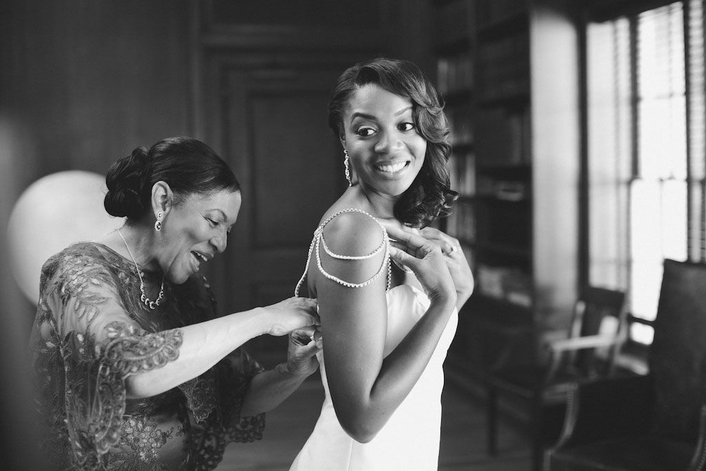 6-20-16-gold-globe-travel-themed-wedding-carnegie-institute-for-science-dc-1