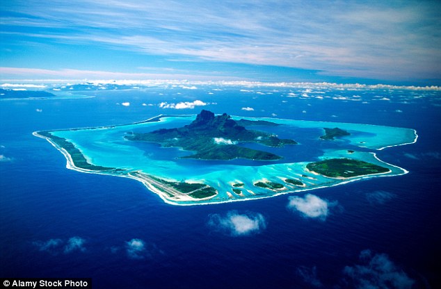 Renowned honeymoon spots Tahiti and Bora Bora are both in French Polynesia so it's definitely a destination for couples