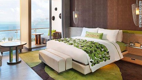 Despite the double-glazed windows, youll still hear the roar of the ocean.