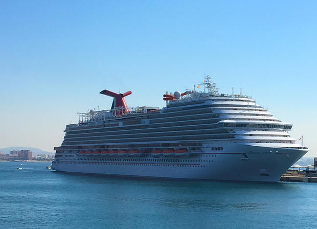 ship-docked-in-mallorca.jpg