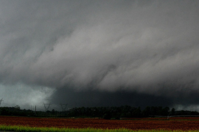 Weird weather and strange phenomena around the world