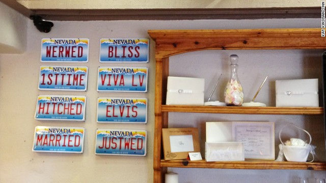 Show the world (or at least the cars behind you) that you just got hitched in Sin City.