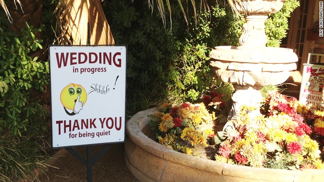 Shhhh! There's a wedding on at Viva Las Vegas!