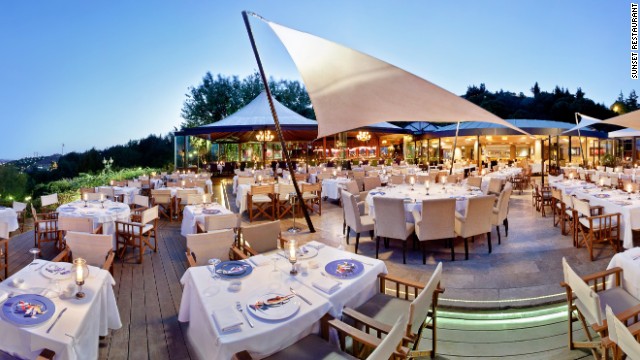 You don't need to worry about finding a romantic dinner in Turkey's largest city. Here's a selection of the a href='http://travel.cnn.com/best-restaurants-istanbul-526756'finest restaurants in Istanbul/a.