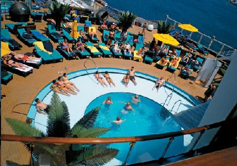 Carnival Sunshine Serenity area