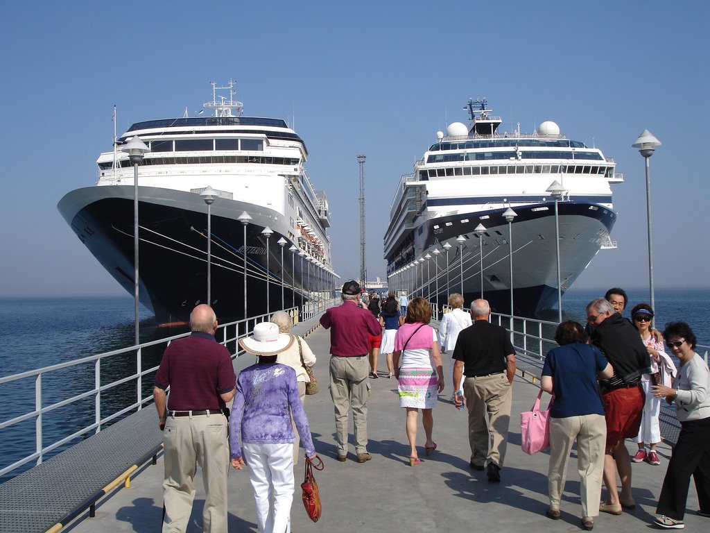 cruise ships dock