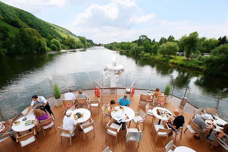 The Aquavit dining terrace on the Viking Odin