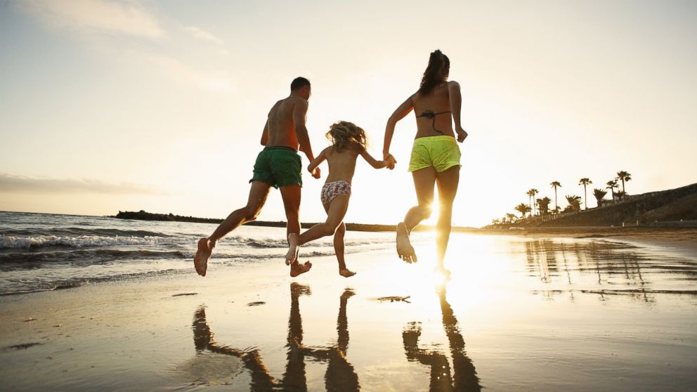 PHOTO: More companies are offering layaway options for people to budget for vacations.