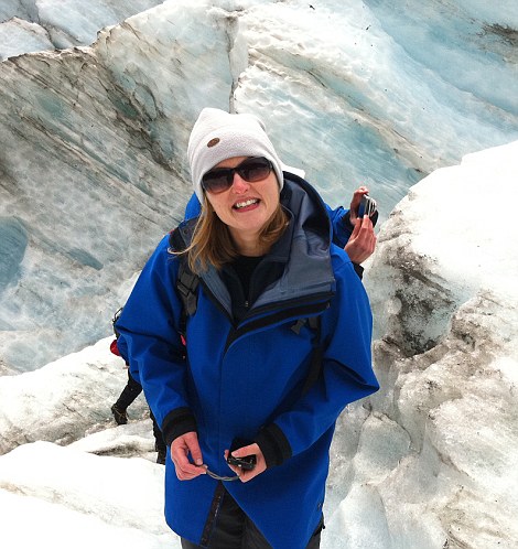 Kath hiking through the Franz Josef glacier