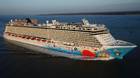 New York pop artist Peter Max painted the eye-popping art on the Breakaway’s hull. Max has painted a Boeing 777, but this is his first ship. The design pays tribute to the ship’s home port of New York.