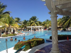 Riu Ocho Rios pool area