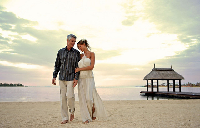 The pay-later honeymoon package enables the couples to pay 50 percent of the travel costs before they go to honeymoon in installments and the rest after the trips in six months later or all at once in a week with a 5-percent discount. (image: whl.travel/flickr)