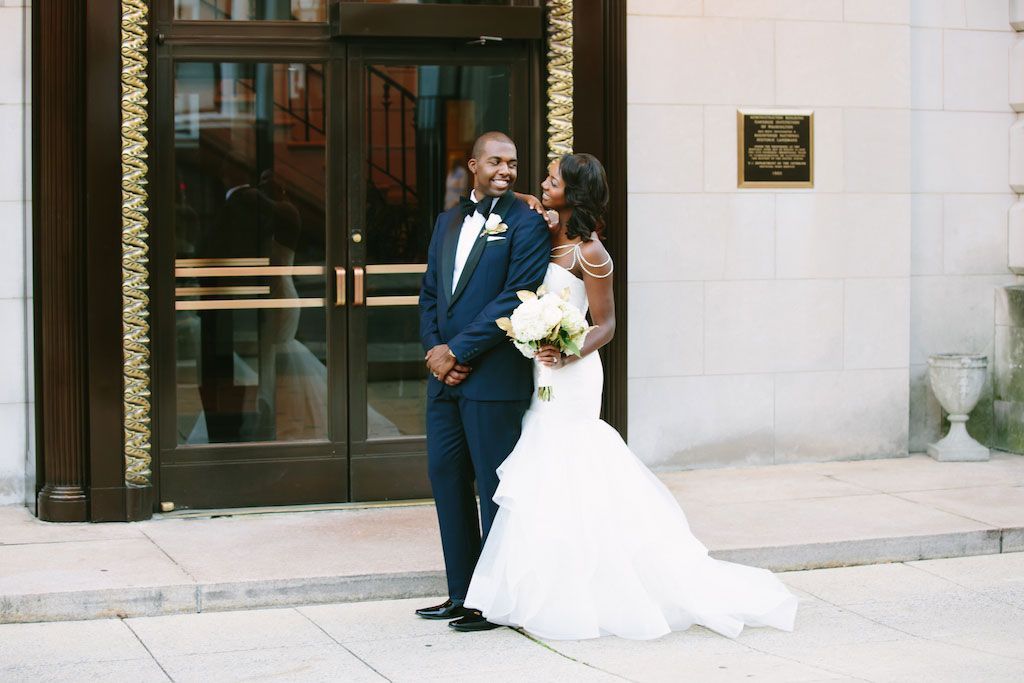 6-20-16-gold-globe-travel-themed-wedding-carnegie-institute-for-science-dc-5